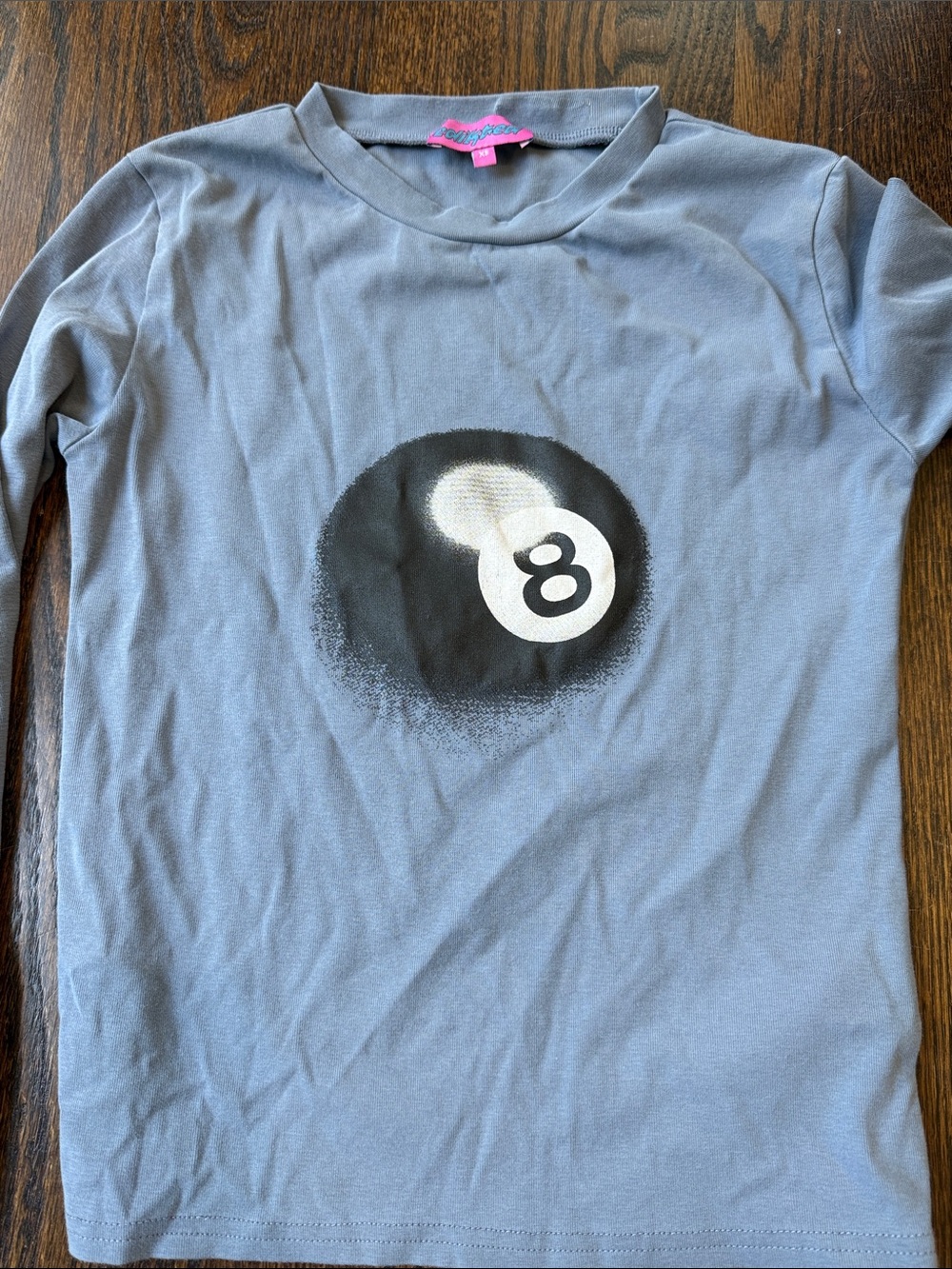 Long-Sleeve top - 8-Ball Graphic Top women’s size XS - Picture 4 of 7